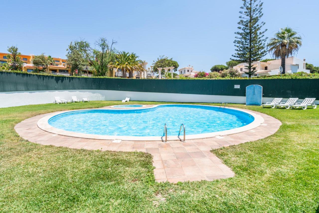Lovely 1Bed Flat Short Walk To The Marina Vilamoura Quarteira Dış mekan fotoğraf
